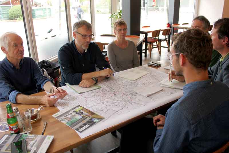 Foto: VCD und Stadtverwaltung im Gespräch, Pressetermin Fußgängercheck September 2019